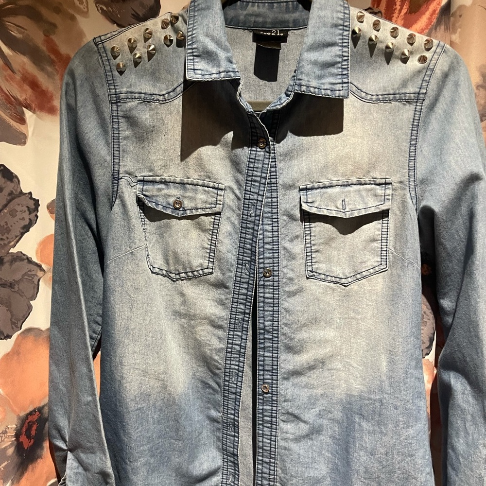 Rue21 Light Wash Denim Button-Down Shirt with Studded Shoulders